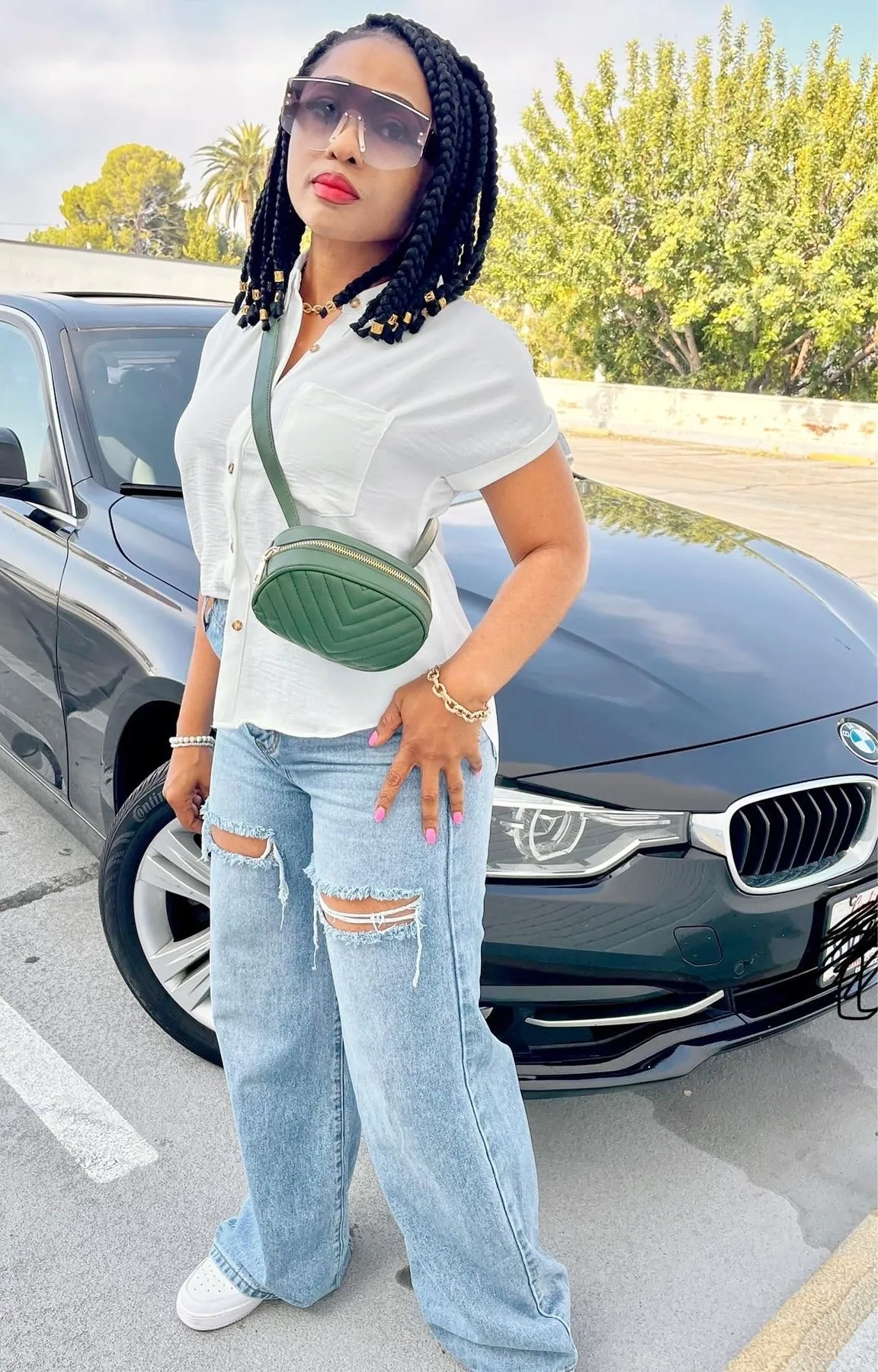 HIGH WAISTED WIDE LEG JEANS