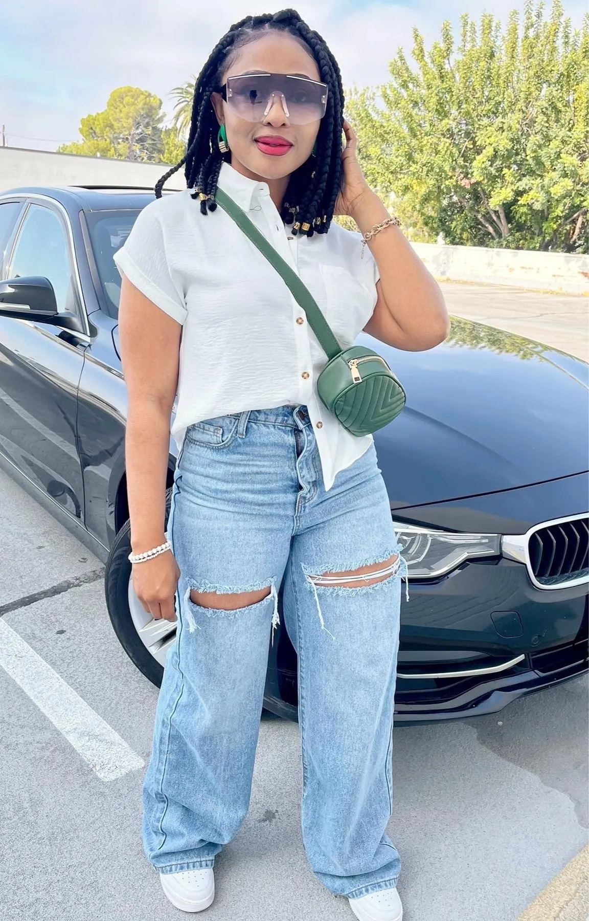 HIGH WAISTED WIDE LEG JEANS